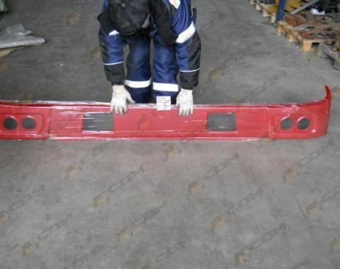 Бампер металлический самосвала HOWO