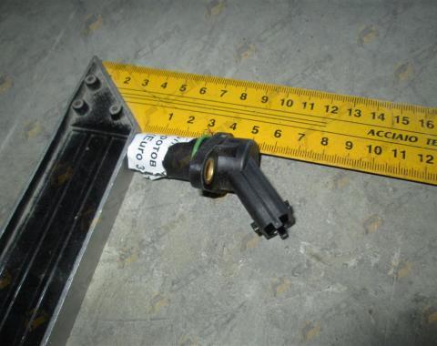 Датчик оборотов коленвала (двигателя) WP12 Shaanxi 612630030007